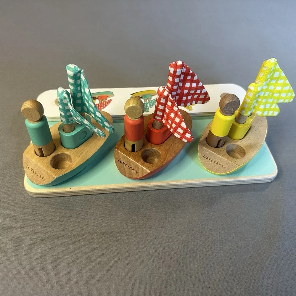 Lovevery Wooden Sailboat Matching Game Puzzle Set w/ 3 Boats & Pattern Cards